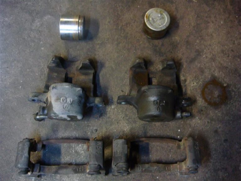 フロントブレーキO/H