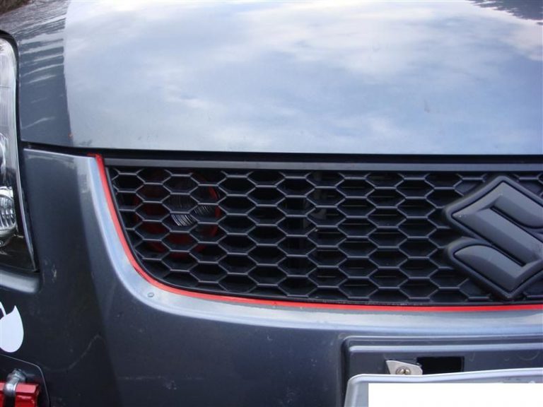 スイフトのフロントグリル