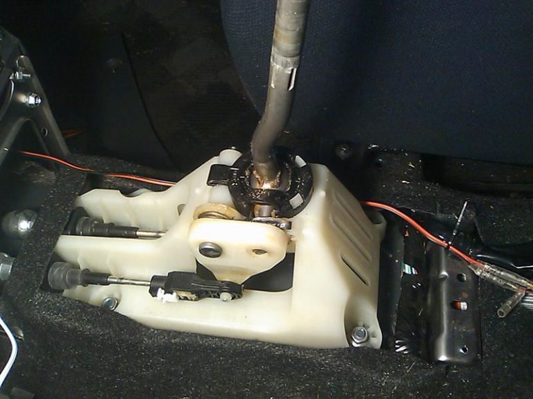 シフトレバーの高さ調整