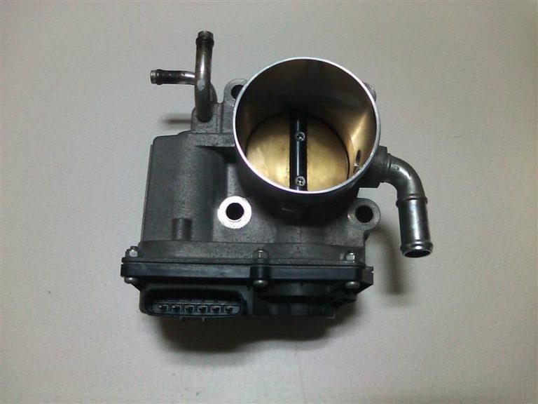 スイフトのビックスロットル（TRYBOX製）